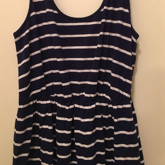 Fit and flare Sleeveless navy/white dress - Picture 3 of 4